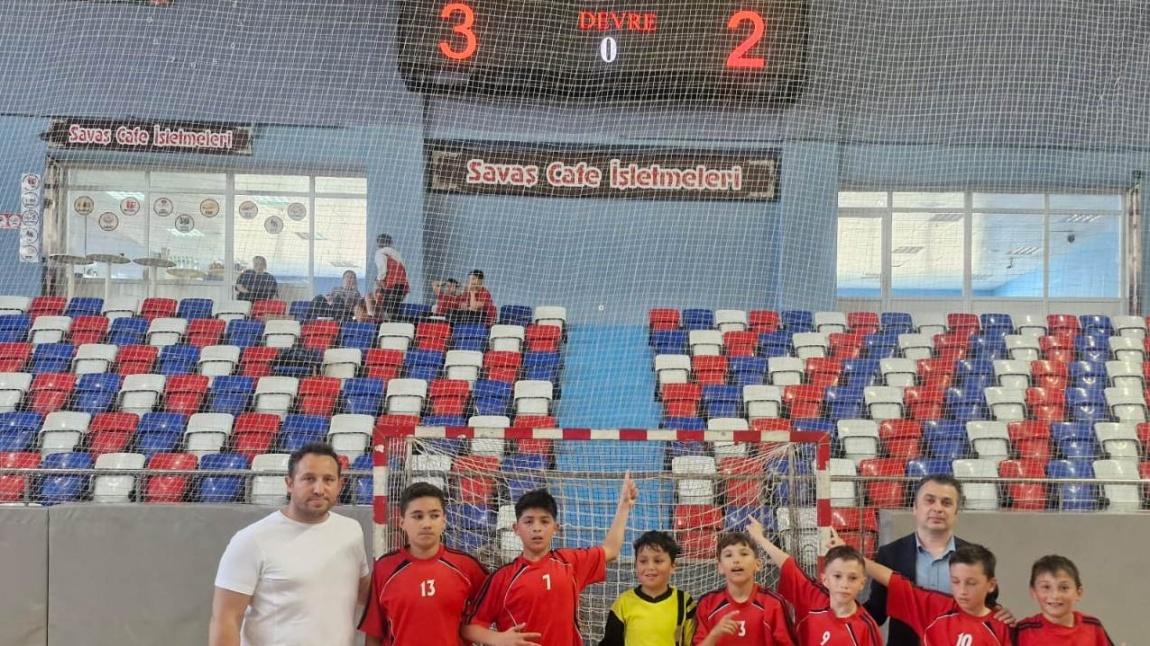 Okul Futsal Taakımımız Çeyrek Finalde